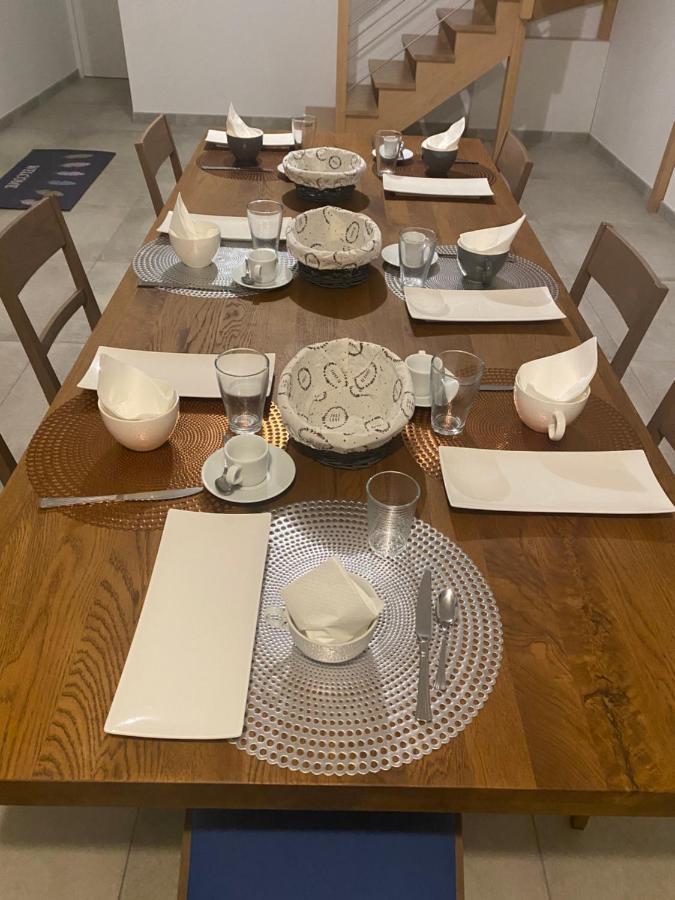 La Giendrotais Bed and Breakfast Corseul Εξωτερικό φωτογραφία